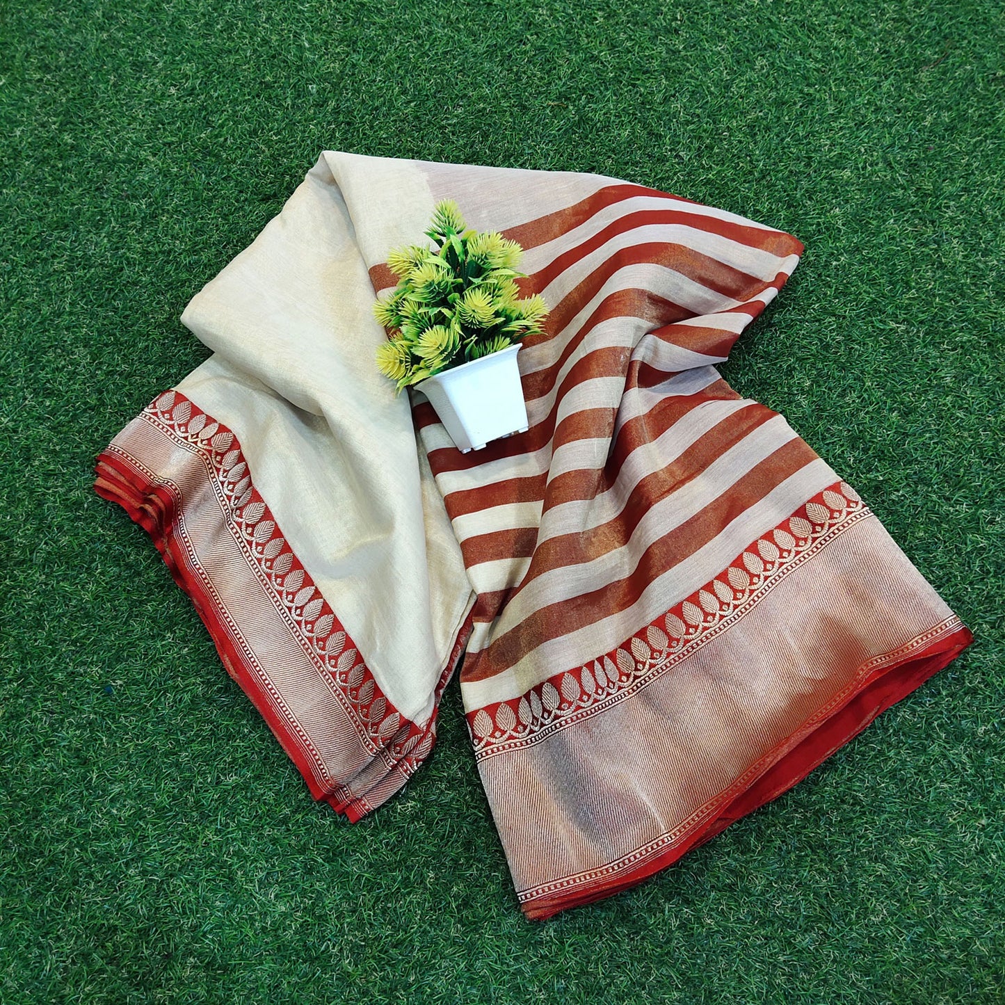 Banarasi Handloom Weaving Katan Tissue Silk Red Multi Color Saree