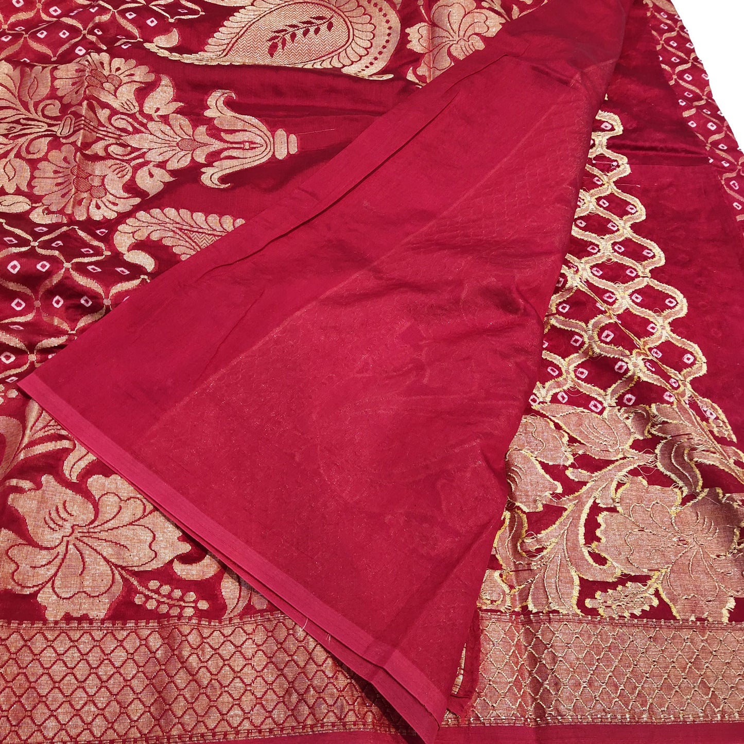 Malmal Cotton Silk Saree Bandhani Work Zari Weaving Radius Pink Color