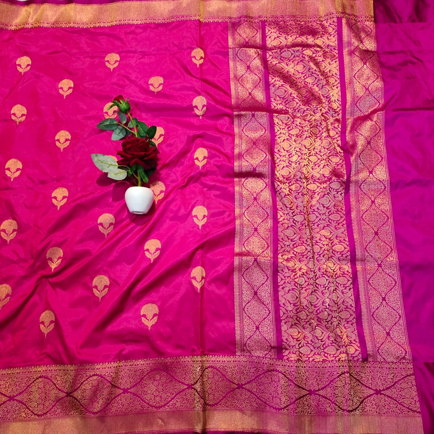 100% Pure Katan Silk Kadwa Buti Sona Zari Weaving Saree