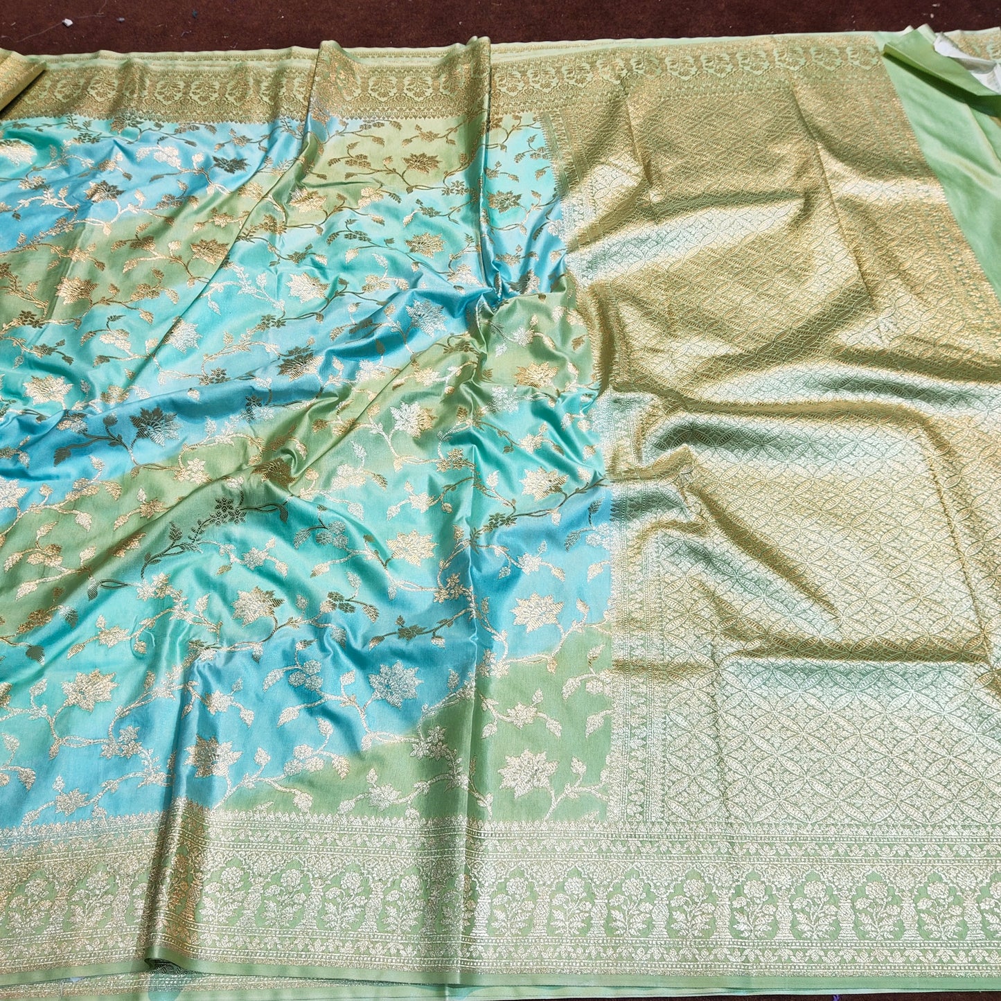 Semi Mashru Saree Rangkat Pattern Silver Zari