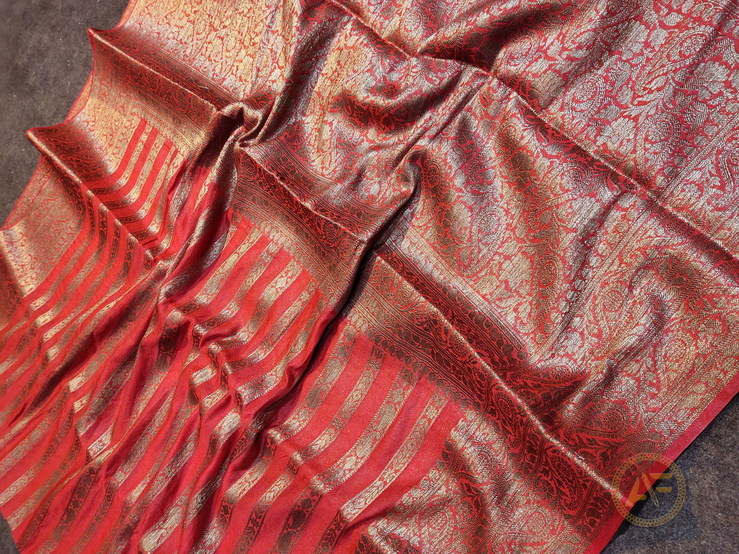 100% Banarasi Worm Silk Antique Zari Full Weaving Saree